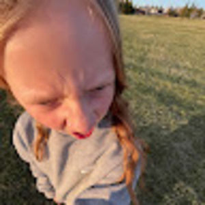 Meet your Posher, Avery